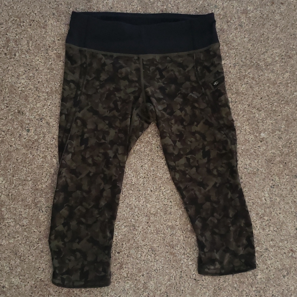 Lululemon crop leggings